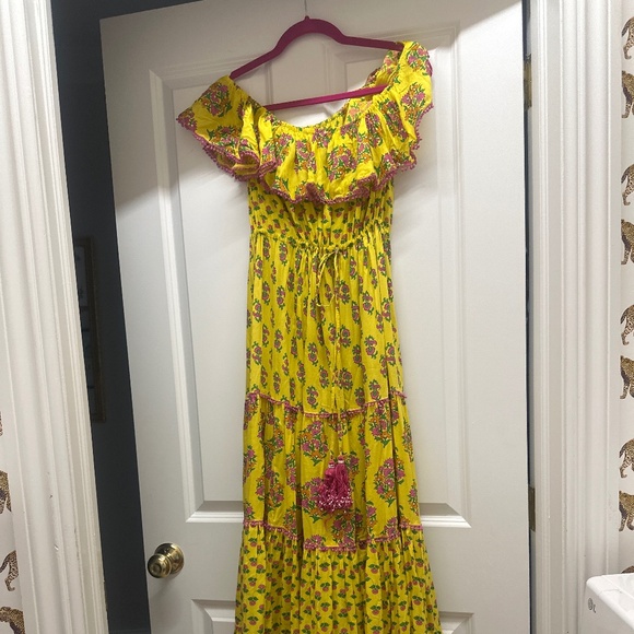 Miss June yellow off the shoulder dress - small - Picture 1 of 5